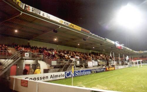 Polman Stadion - Heimtrib&uuml;ne