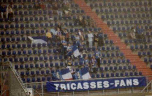 Fujifilm-Stadion - Etwas verloren wirken die G�stefans