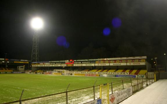 Adelaarshorst - Hintertorseite mit G�steblock (Vatkampsstraat)