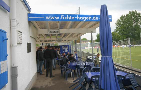 Kunstrasenplatz an der W&ouml;rthstra&szlig;e