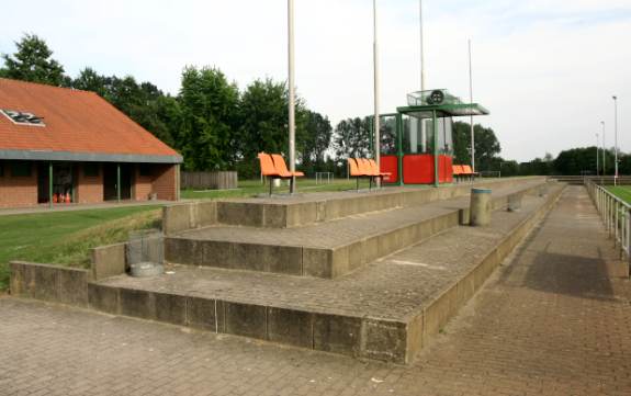 Stadion Mu&szlig;riede - folgt
