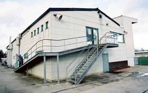 Sportzentrum Meesterstraat - Haupttrib�ne von hinten ...