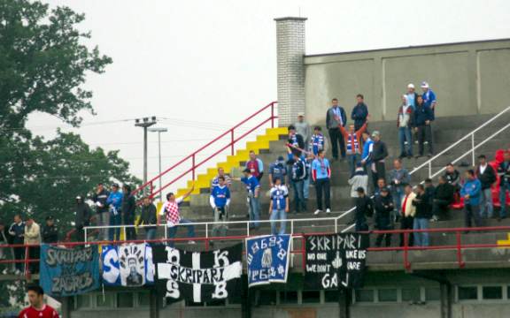 Novi Stadion Oraje - G&auml;stefans