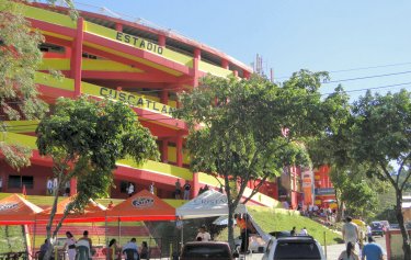 Estadio Cuscatl&aacute;n
