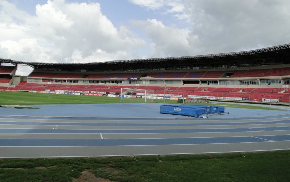 Estadio Rommel Fern&aacute;ndez