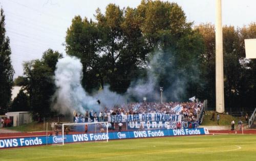 Lohrheidestadion  - VfL-Anhang als 'Ausw&auml;rtsfans'